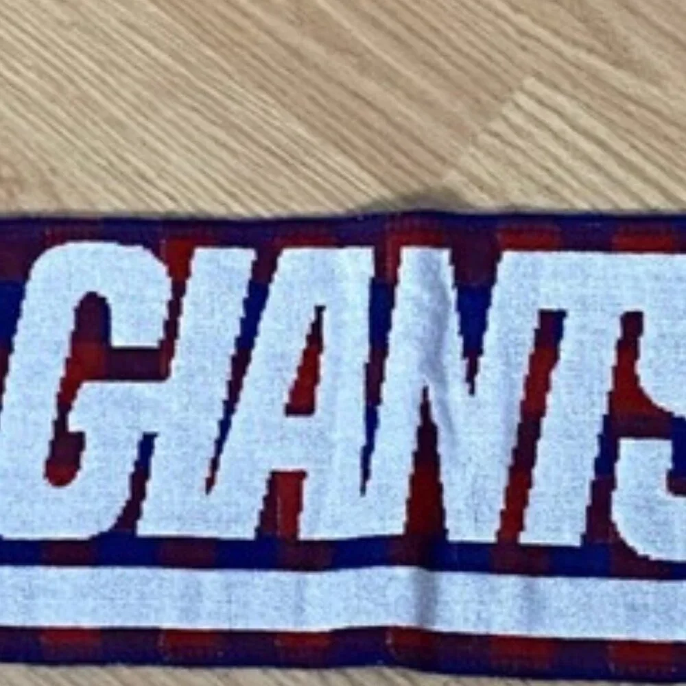 NFL New York Giants Scarf Neck Wrap-by Forever Collectibles Foco-Red White Blue